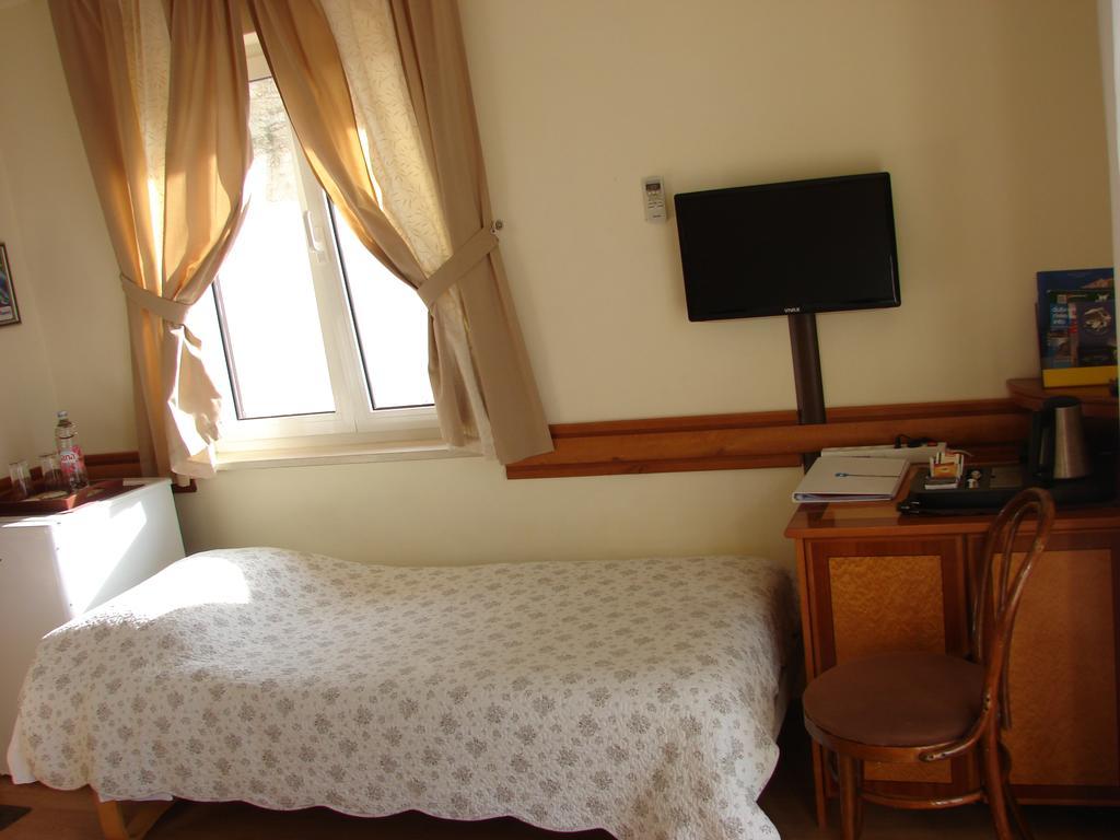 Rooms Monika Dubrovnik Buitenkant foto